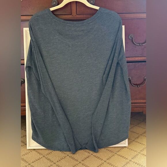 Om & Ah London Long sleeve boat neck soft t shirt w text M NWOT - Picture 3 of 11